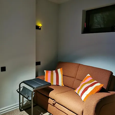 Homestay R9 *